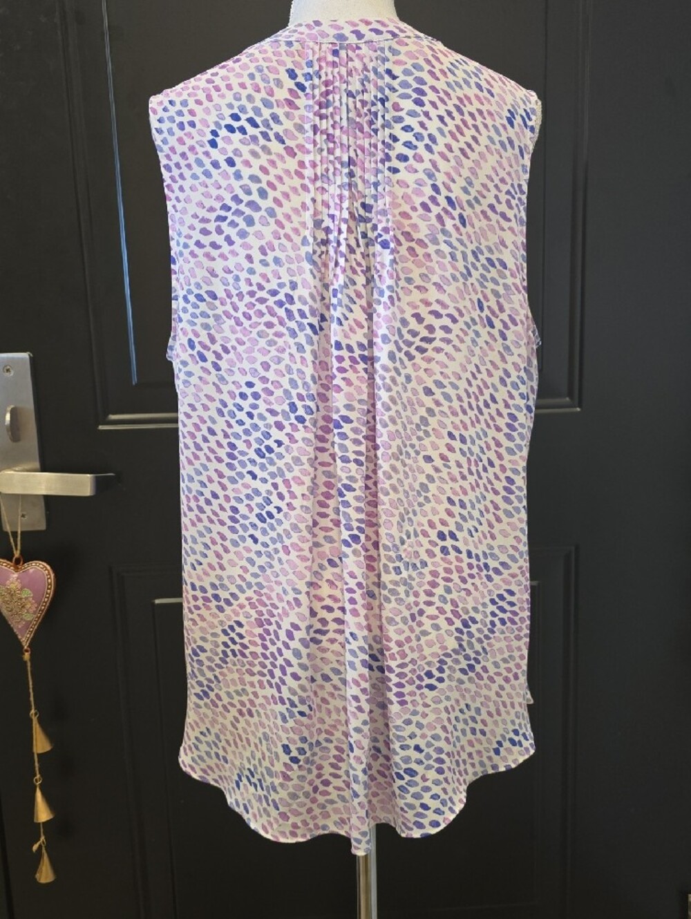NYDJ Soft Lavender & Blue Sleeveless V-Neck Camisole - Picture 6 of 8